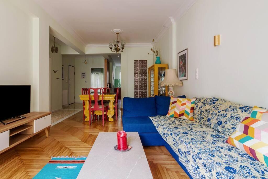 אתונה Iphigenia 2 Bedroom Retro Downtown Apartment מראה חיצוני תמונה